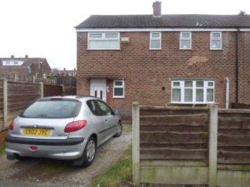 3 bedroom End of Terrace for sale